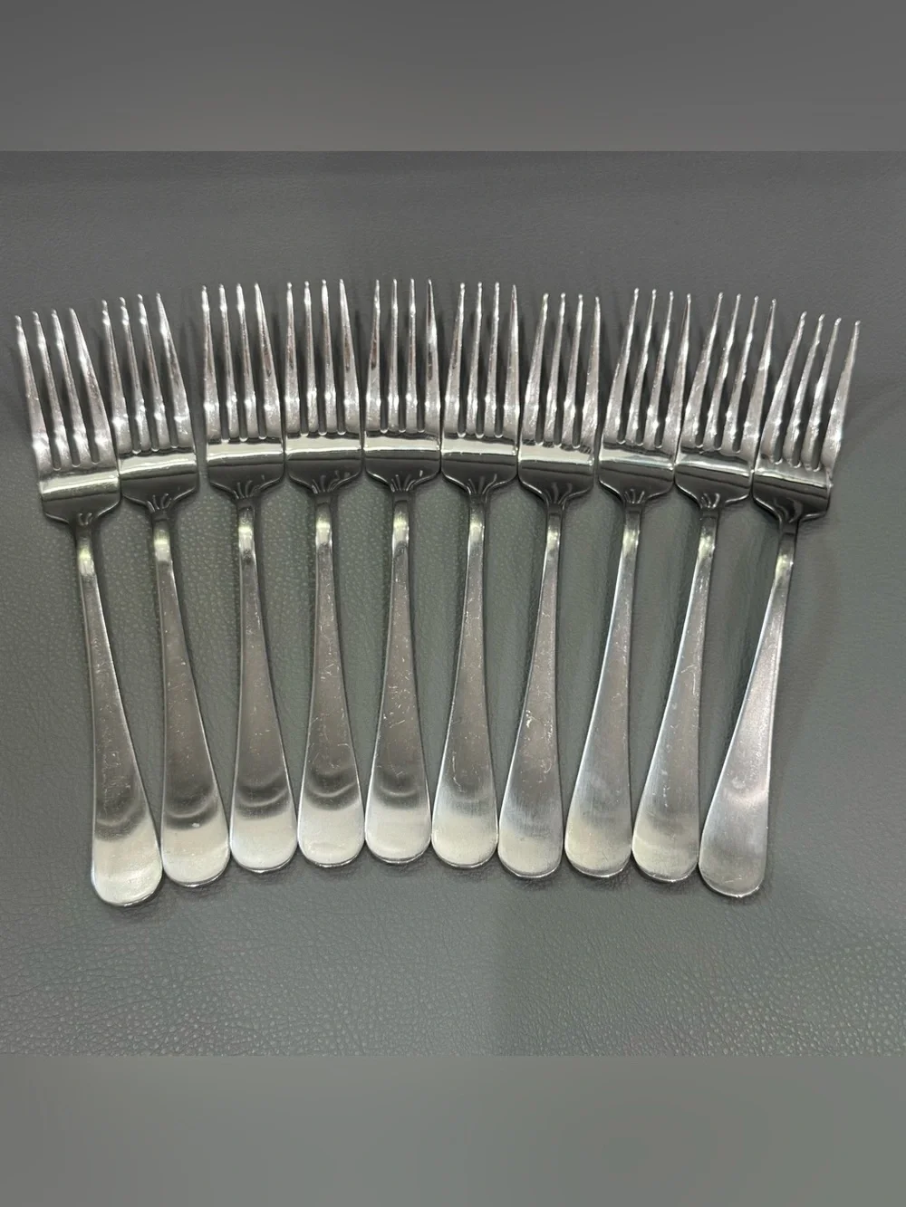 Mikasa Tanner Satin 18/0 Stainless Dinner Forks Lot Of 10